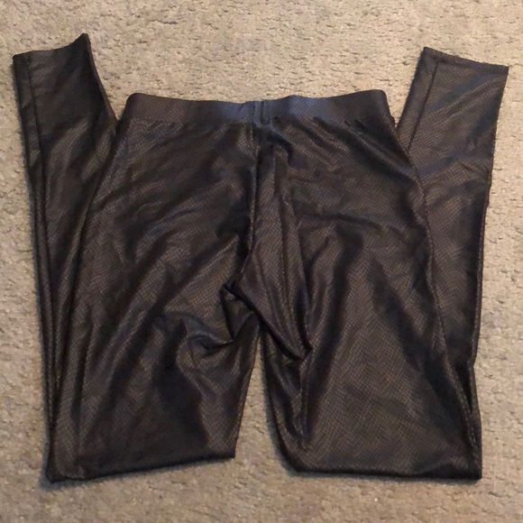 NEW Bebe Black Snakeskin Foiled 4-Zip Leggings - Picture 4 of 5
